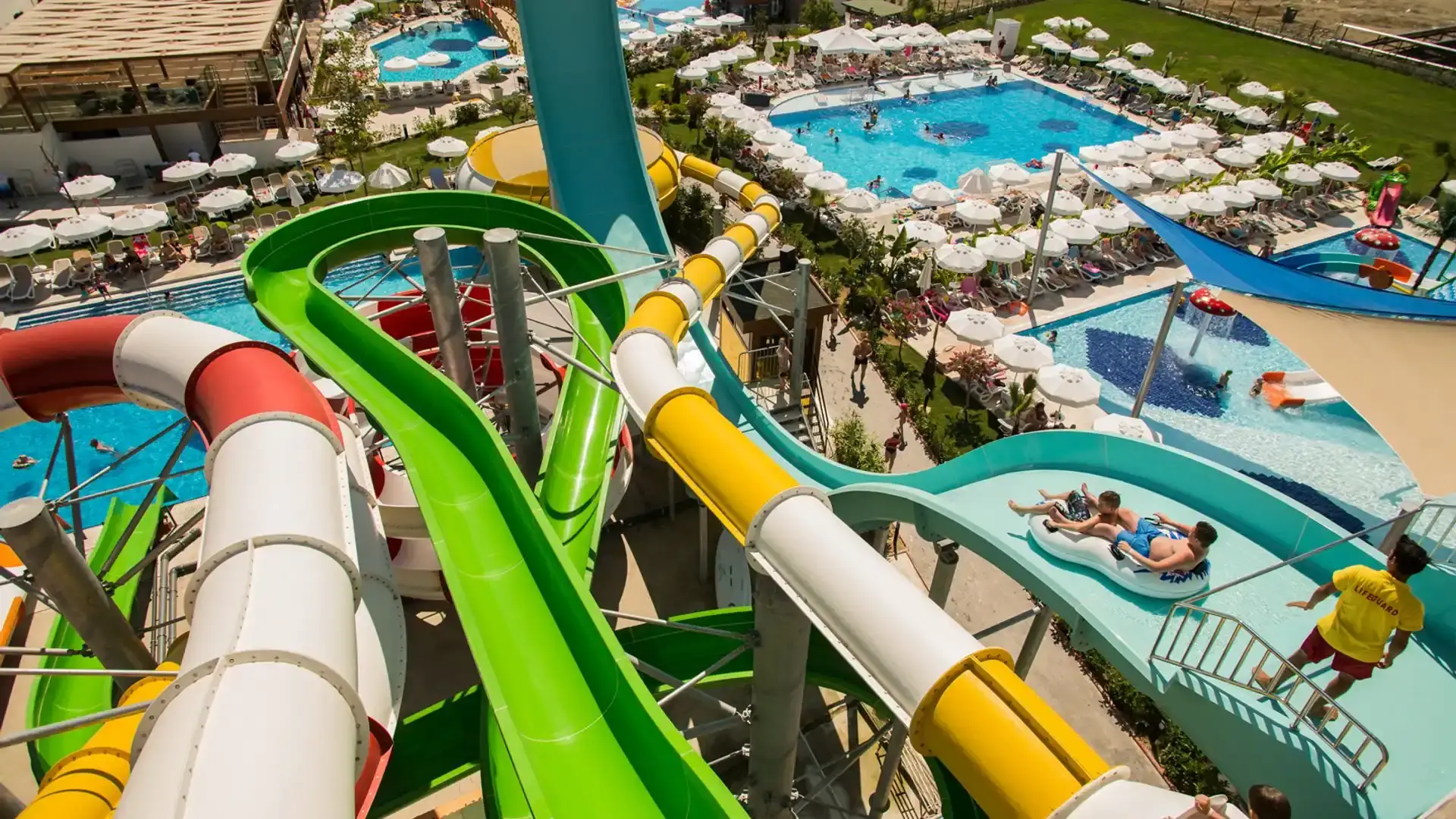 Dream World Aqua Aqua Park & Pools